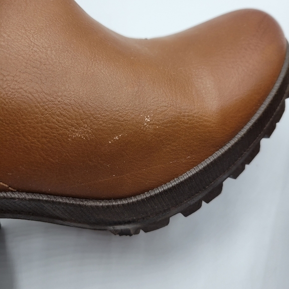 Bella Marie Tan Tennessee Chunky Heel Ankle Boot 8.5 - Picture 9 of 11